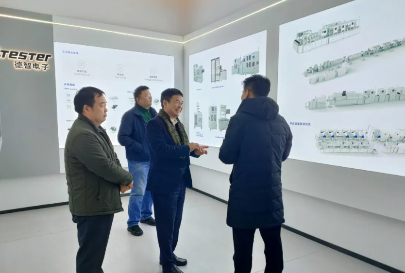 在關懷中砥礪前行——區政協領導來我廠視察工作報道